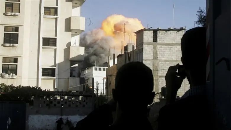 Gaza airstrike (archive)
