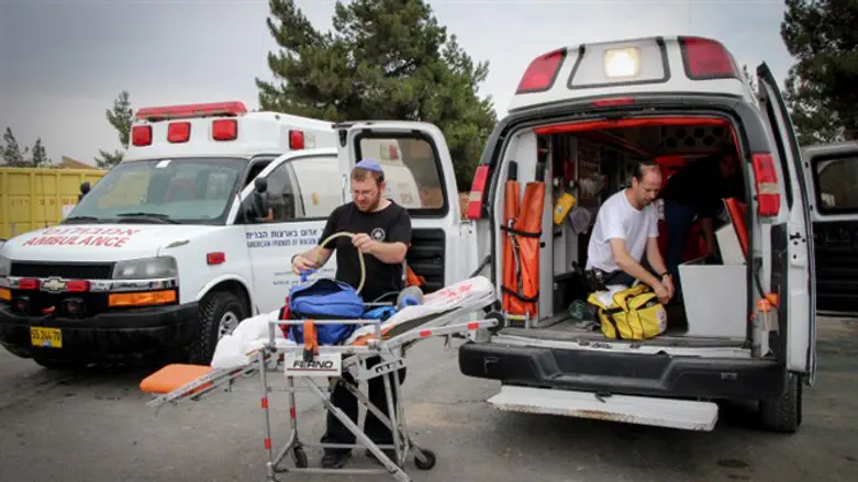 MDA volunteers in Gush Etzion
