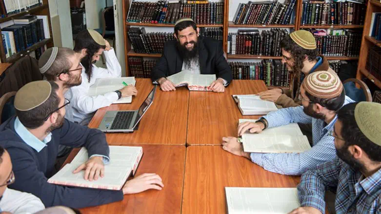 ישיבת רמת השרון