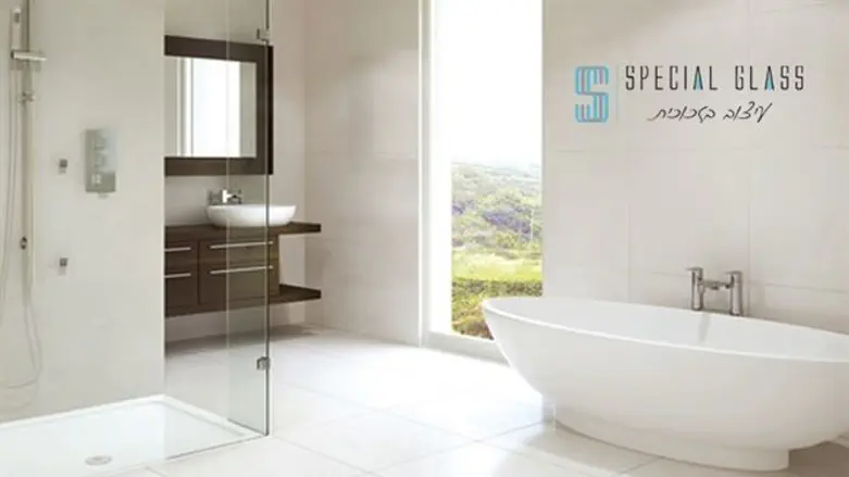 עיצוב בזכוכית