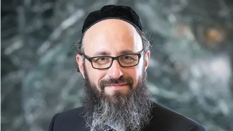 הרב וולף, רבה של אמסטרדם