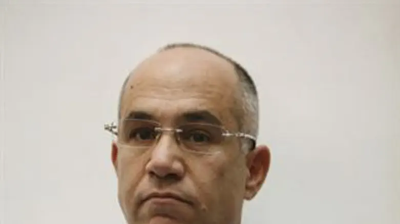 ימלט? בועז יונה