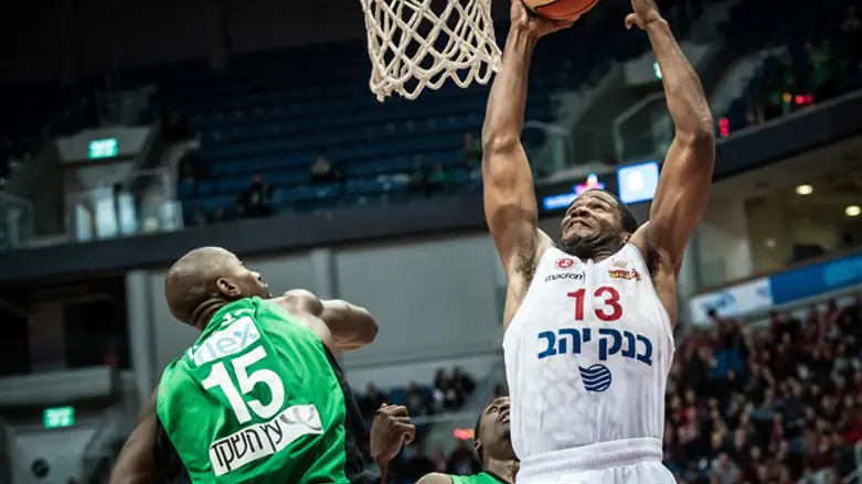 רוברטס הערב, מעל כולם שוב