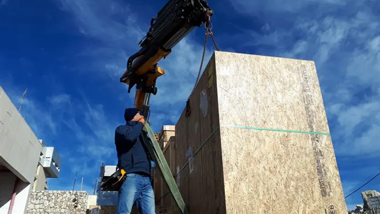 הגעת המכשיר המתקדם