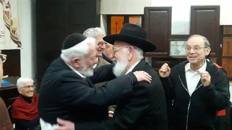 הרב דרורי נפגש עם תלמידיו