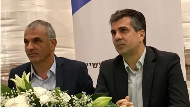 כהן וכחלון במסיבת העיתונאים