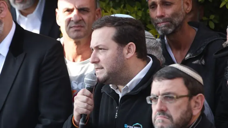 יוסי דגן בהלווית הרב שבח