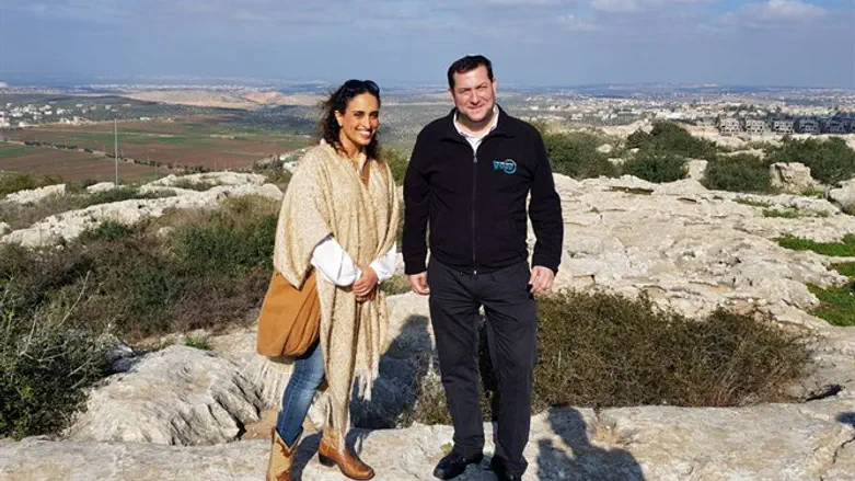 Nini and Dagan in Samaria