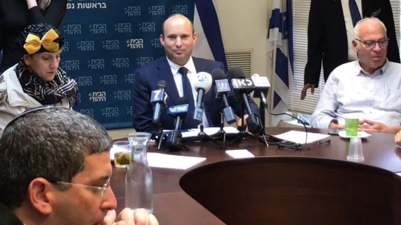 Bennett in party meeting