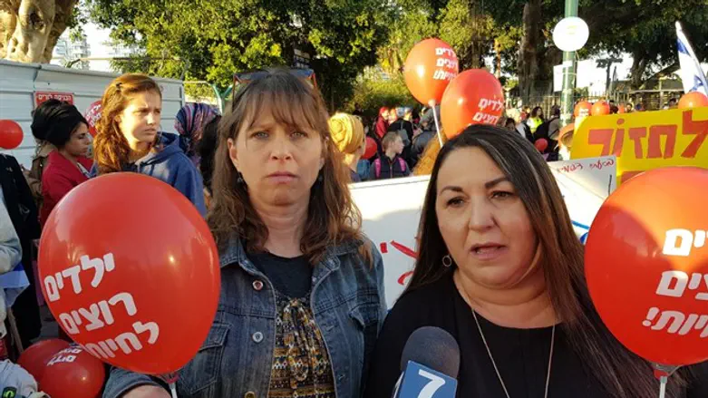 דבורה גונן והדס מזרחי בצעדה