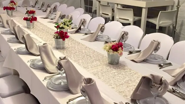 השכרת אוהלים