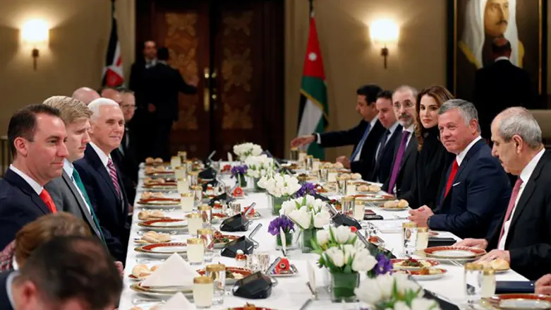 Pence meets with Abdullah