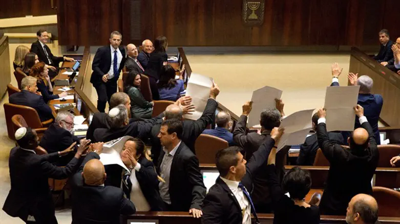 Arab MKs protest Pence visit