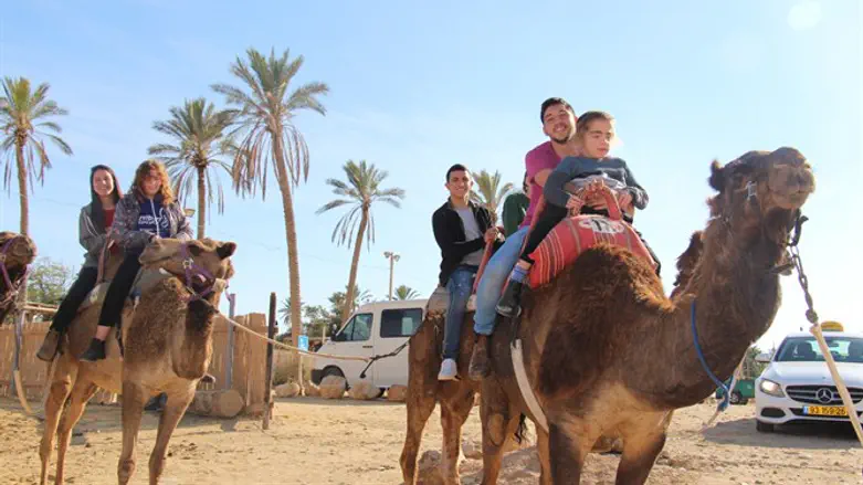 ילדי עמותת עת לעשות בטיול לזכר דביר פיינה