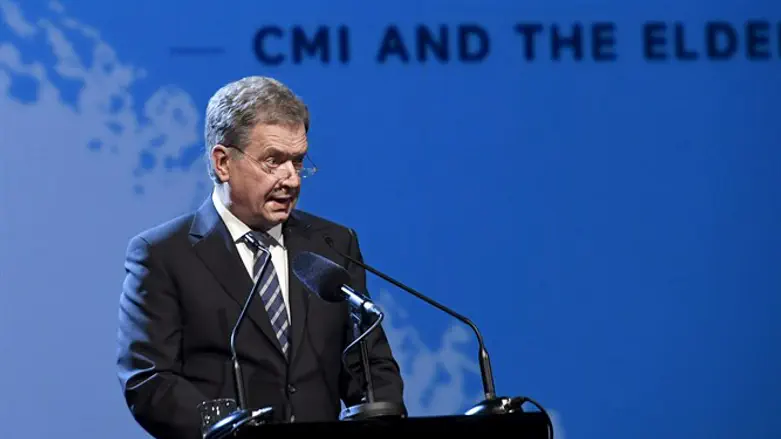 פינלנד תחקור. נשיא פינלנד סאולי ניניסטה