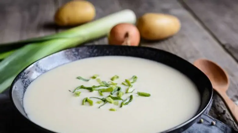Classic Potato Leek Soup