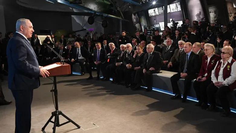נתניהו בטקס במוסקבה