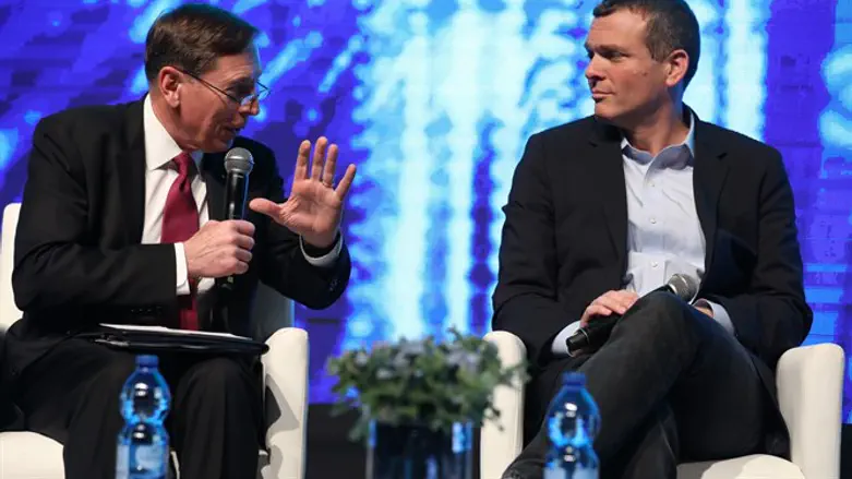 David Petraeus and Nadav Zafrir