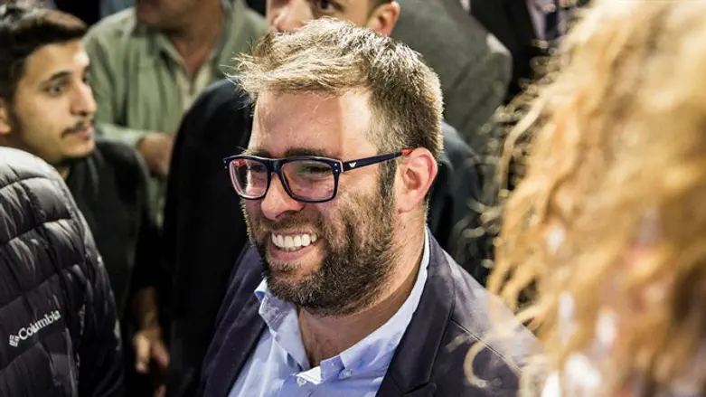 אורן חזן