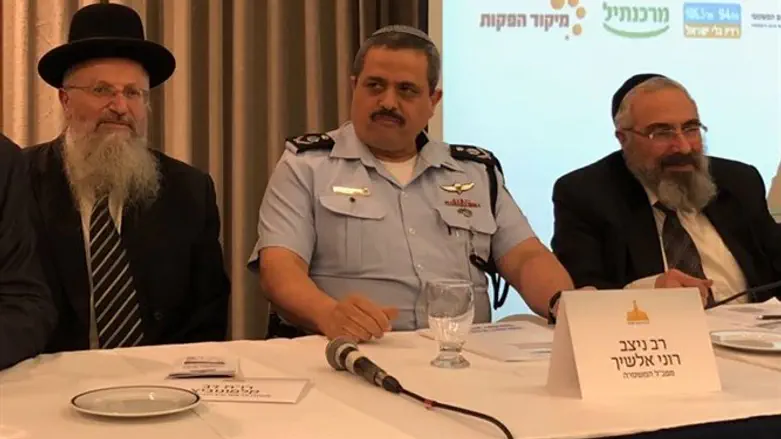 Рони Альшейх на конференции по еврейскому праву