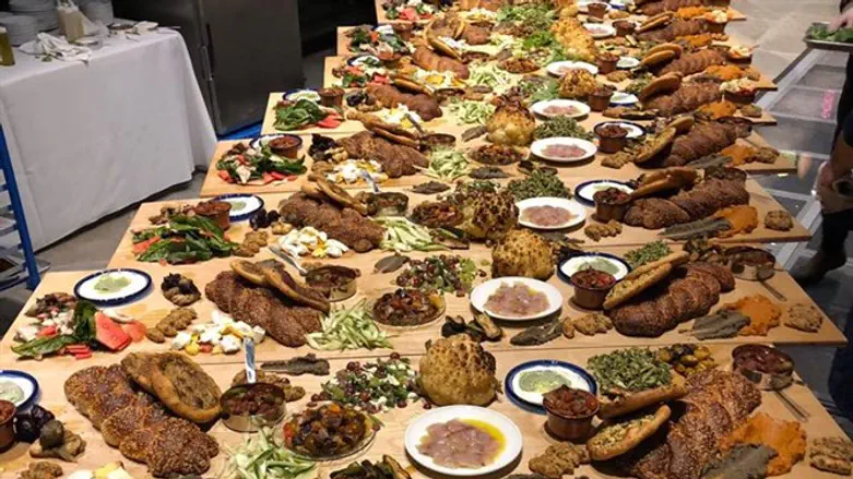 Festive meal to support Shalva