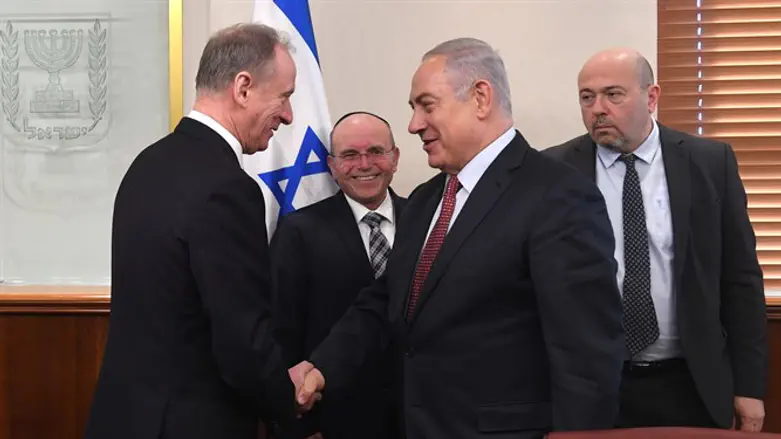 נתניהו ופטרושו