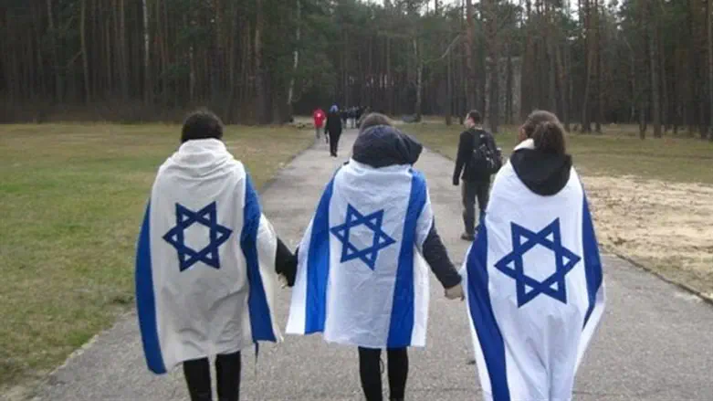 Y. Judaeans in Aushc