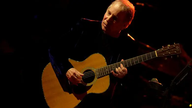 Paul Simon