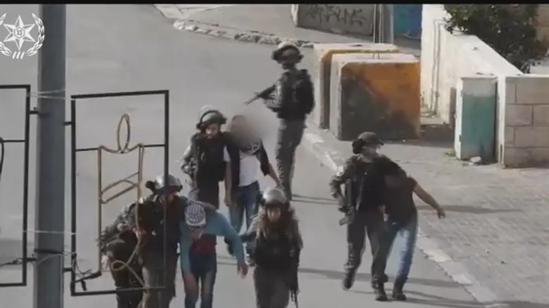 מעצר המתפרעים