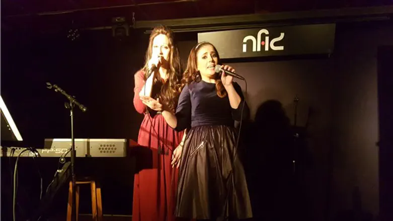 סטנד-אפ נשי מתוצרת חרדית. הניה שוחט ויפוש ברכהן