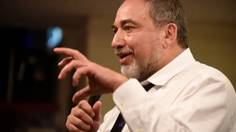 Авигдор Либерман