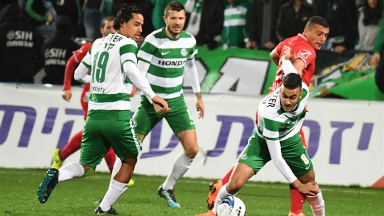 שחקני חיפה הערב מול סכנין