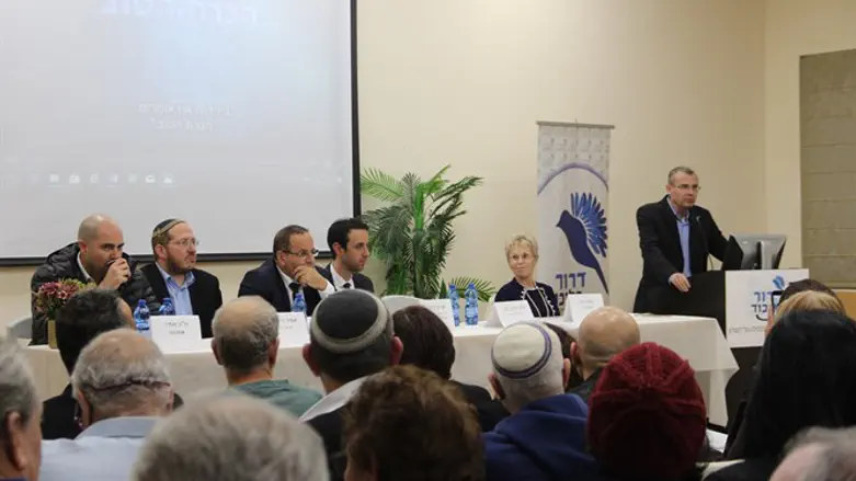 לוין בכנס אמש