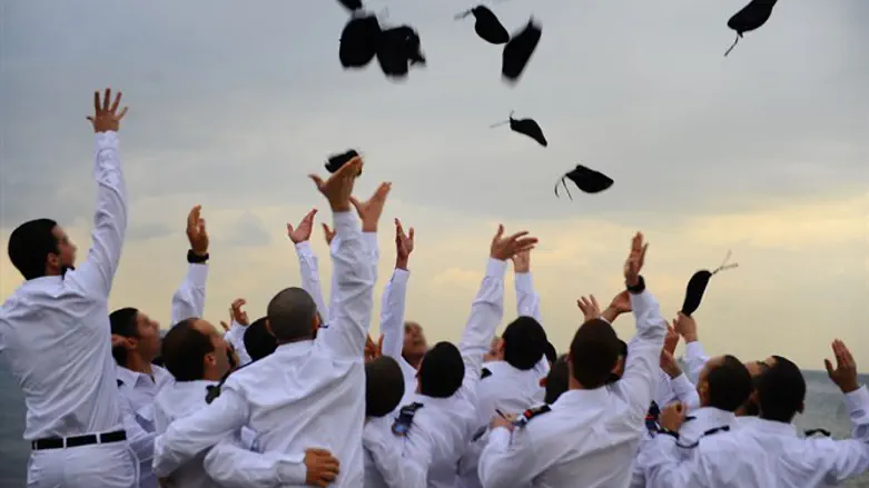 רק אוכל של אמא, אבל שאבא יכין. טקס הענקת כומתה