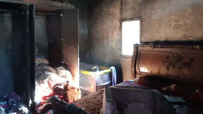 נזקי השריפה בחורה