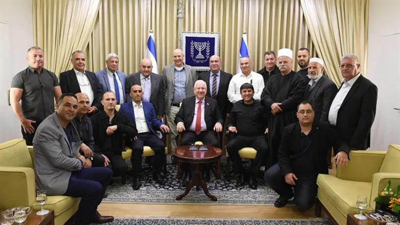 צוות "רב קיום" בבית הנשיא