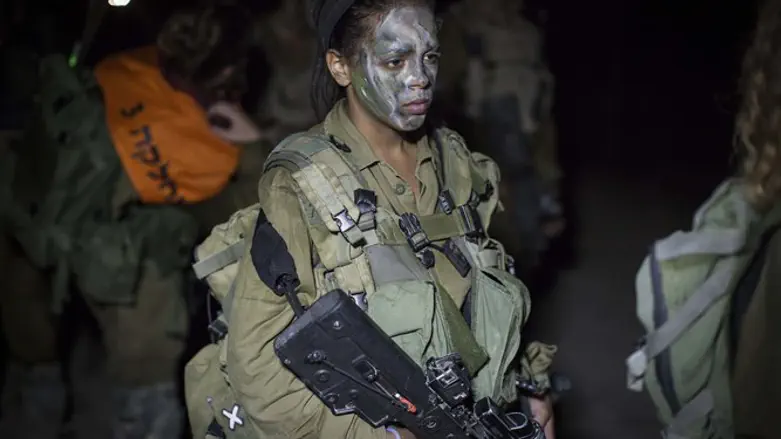 Soldier in Karakal mixed battalion