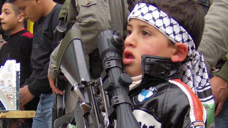 Child in Balata refugee camp