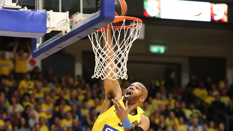 אלכס טיוס. למה הנבחרת ויתרה עליו?