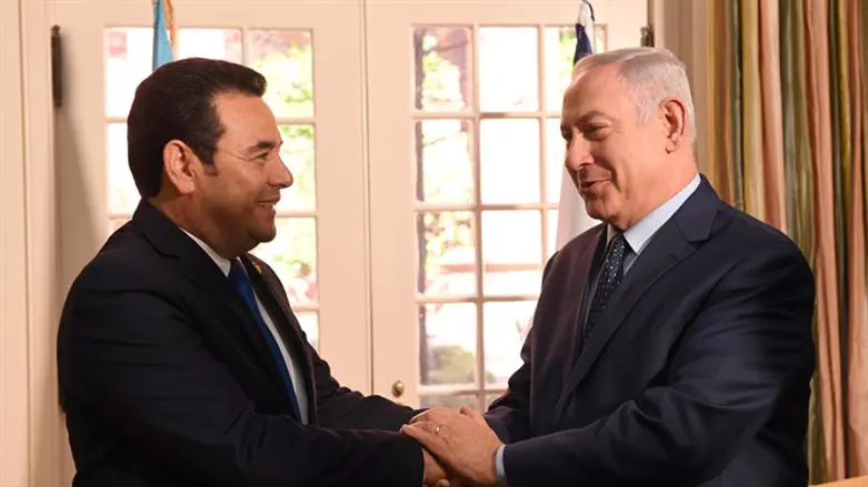 נתניהו והנשיא מוראלס, בפגישה בוושינגטון