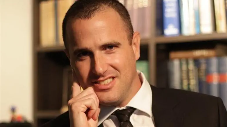 עו"ד ניר יסלוביץ'