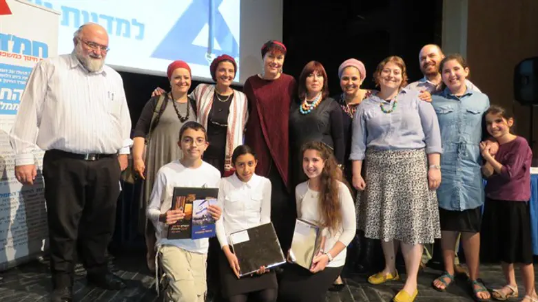 זוכי חידון החמ"ד המחוזי