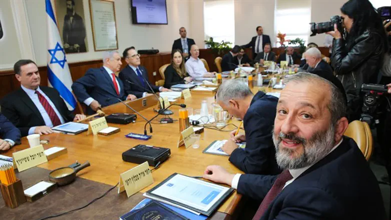 Government meeting