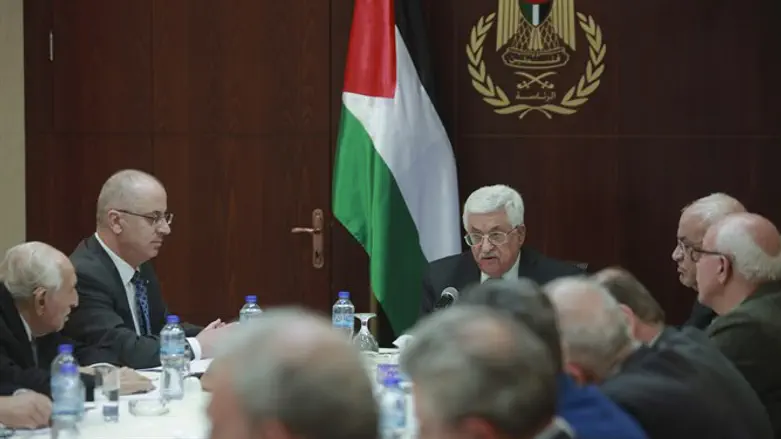 מדיניות ישראל גזענית. ההנהגה הפלסטינית