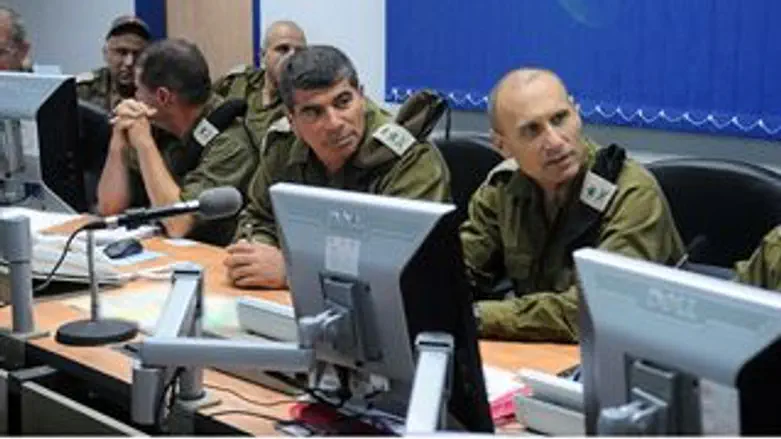 אשכנזי השבוע בתרגיל