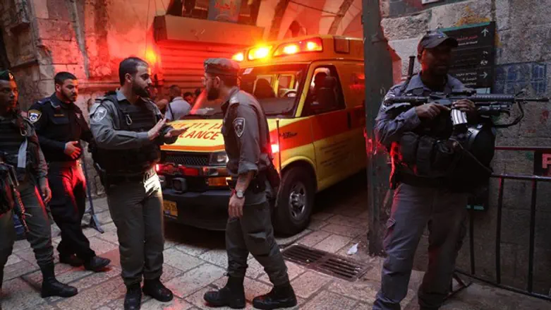 На месте теракта в Старом городе Иерусалима. Архив