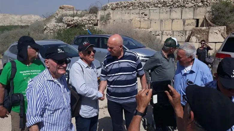 וילנאי ולוחמי סיירת צנחנים בשנת 1968