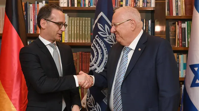 Rivlin and Maas