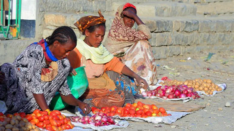 Ethiopian women (illustrative)