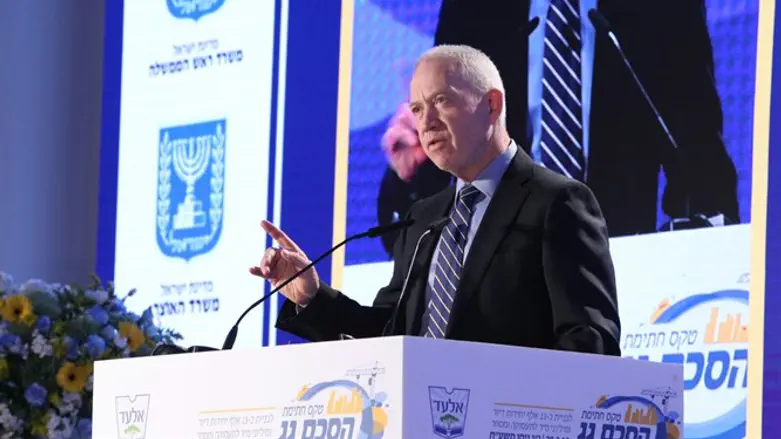 גלנט בטקס. היום